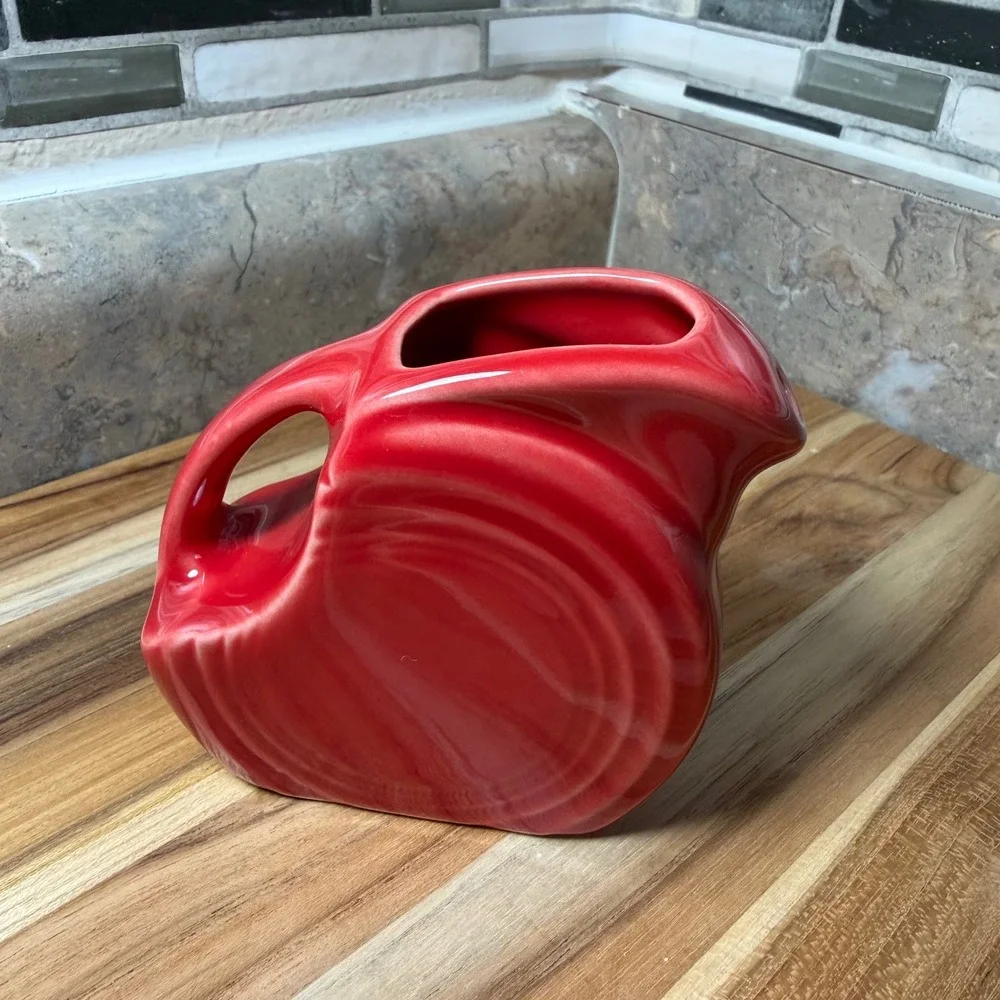 Fiesta scarlet red